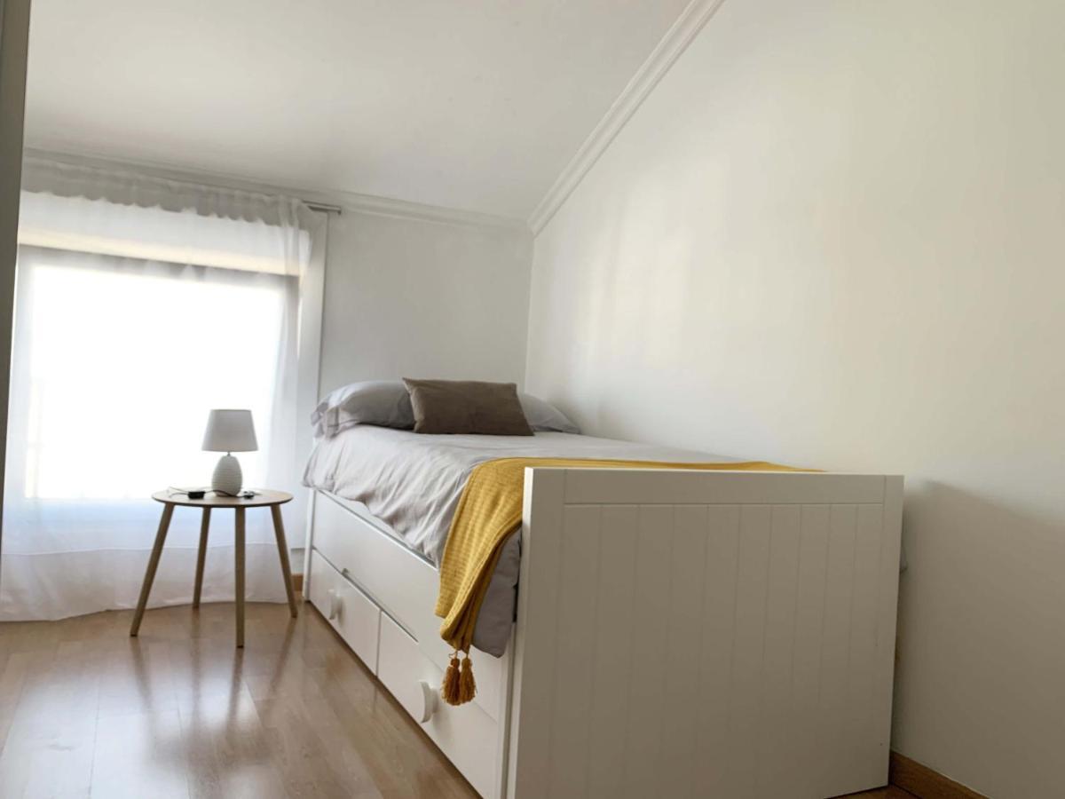 Atico En Vigo Calle Principe Recien Reformado Apartment ภายนอก รูปภาพ